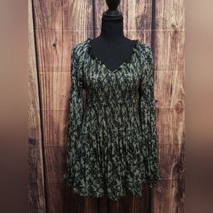 Sunny Leigh Black Lace Whimsigoth Long Sleeve Blouse Size Large!